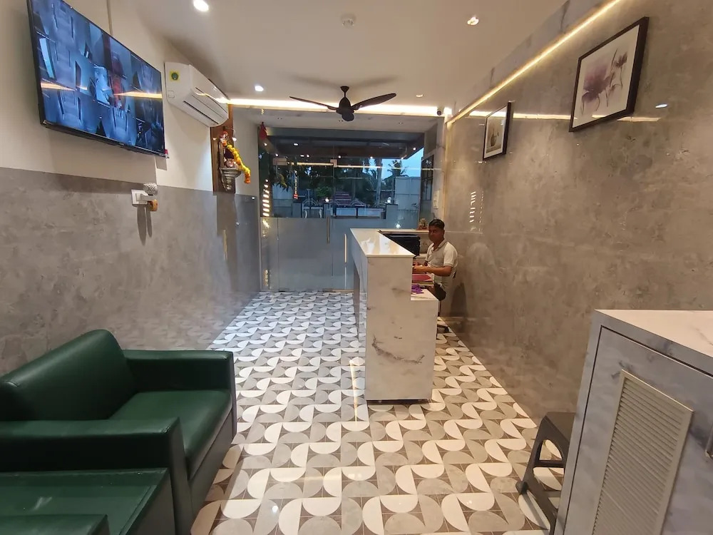 Мумбаи: Hotel Moon Lite Residency Marve Malad