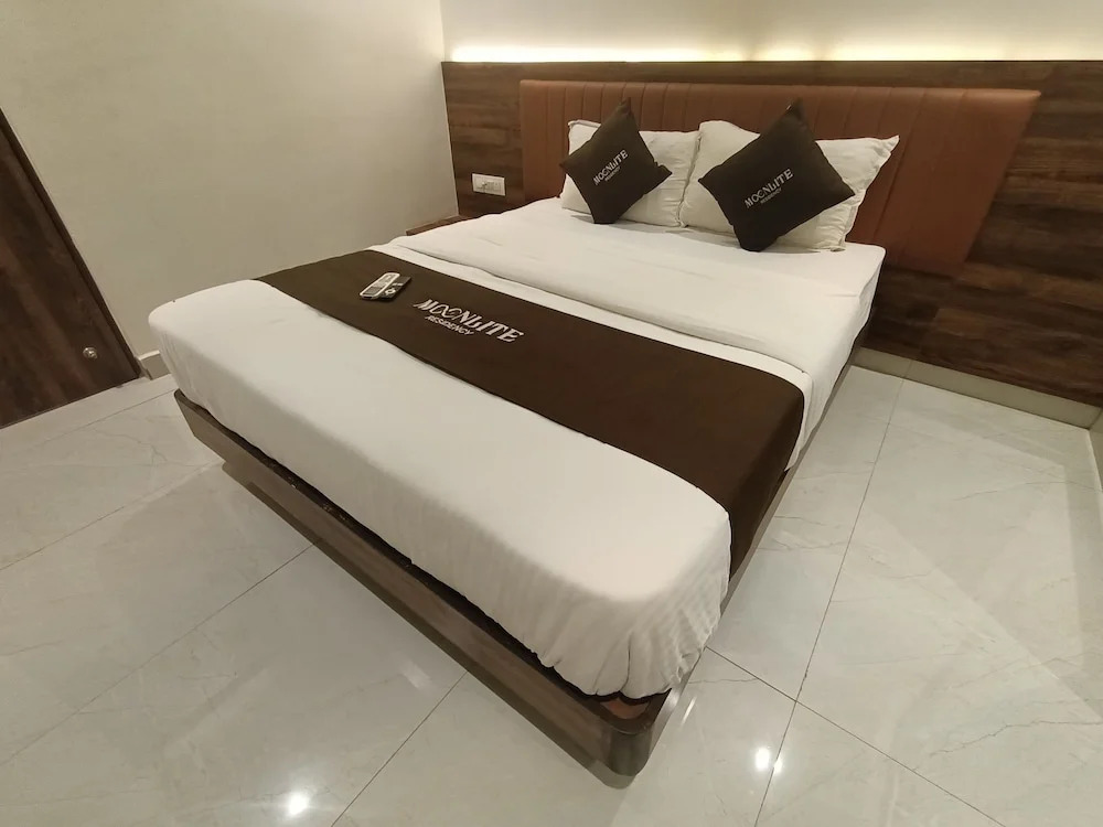 Мумбаи: Hotel Moon Lite Residency Marve Malad