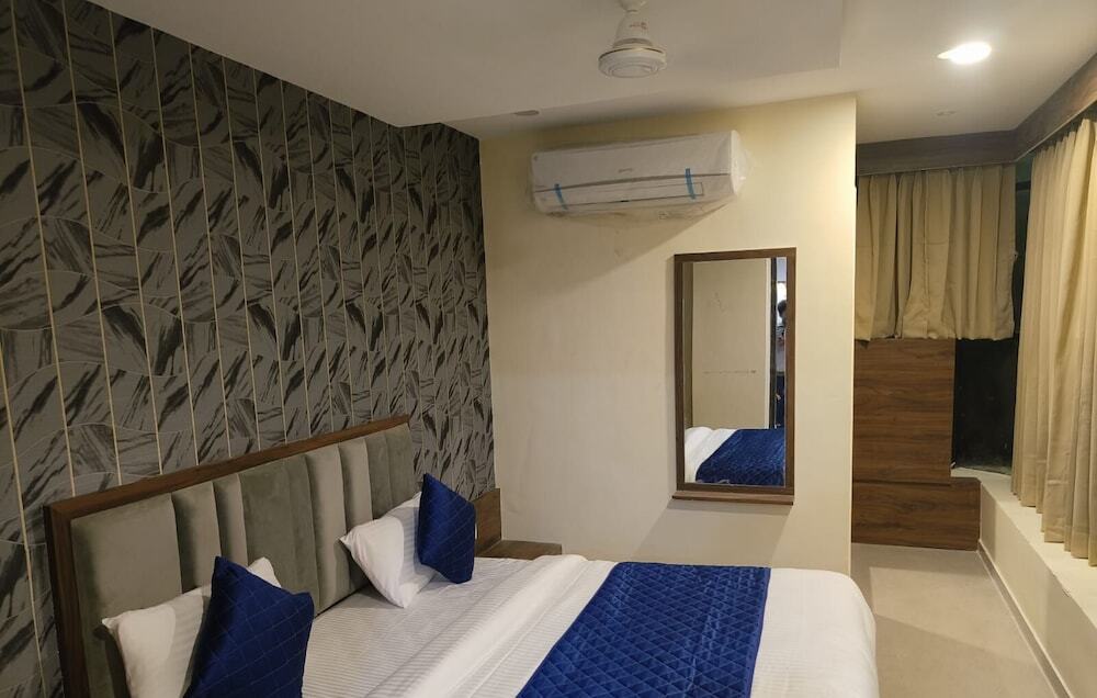 Вадодара: Hotel V R Villa