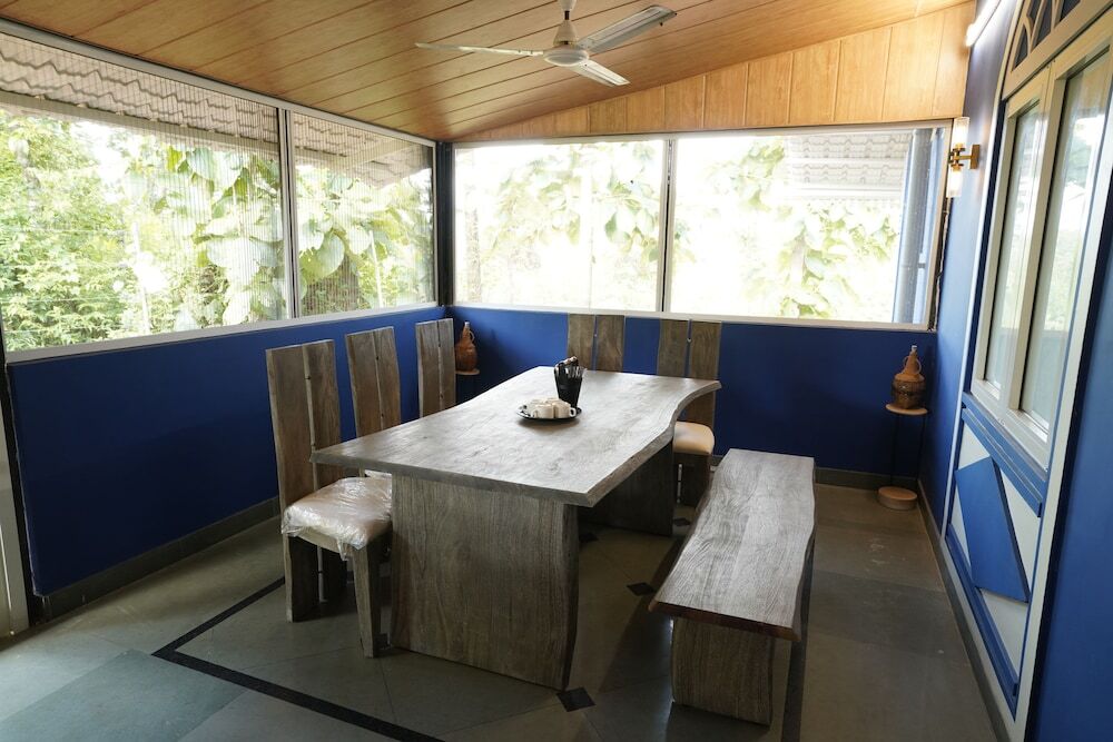Бенаулим: Indira Farms