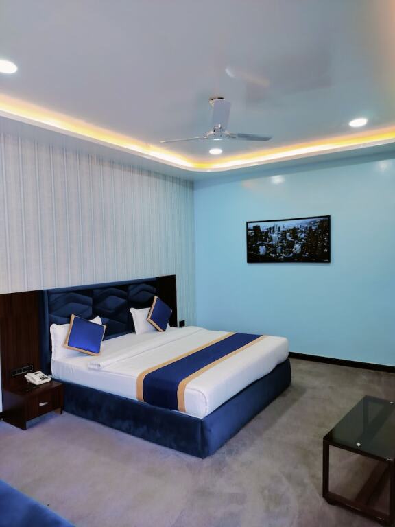 Бетул: Hotel Om