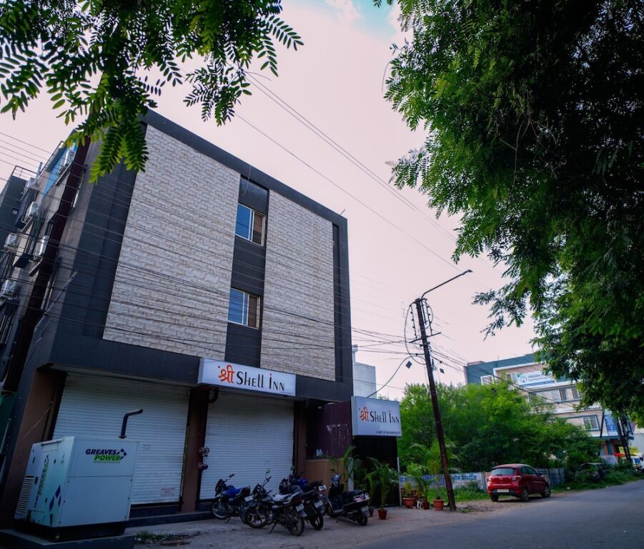 Индаур: Hotel Shree Shell Inn