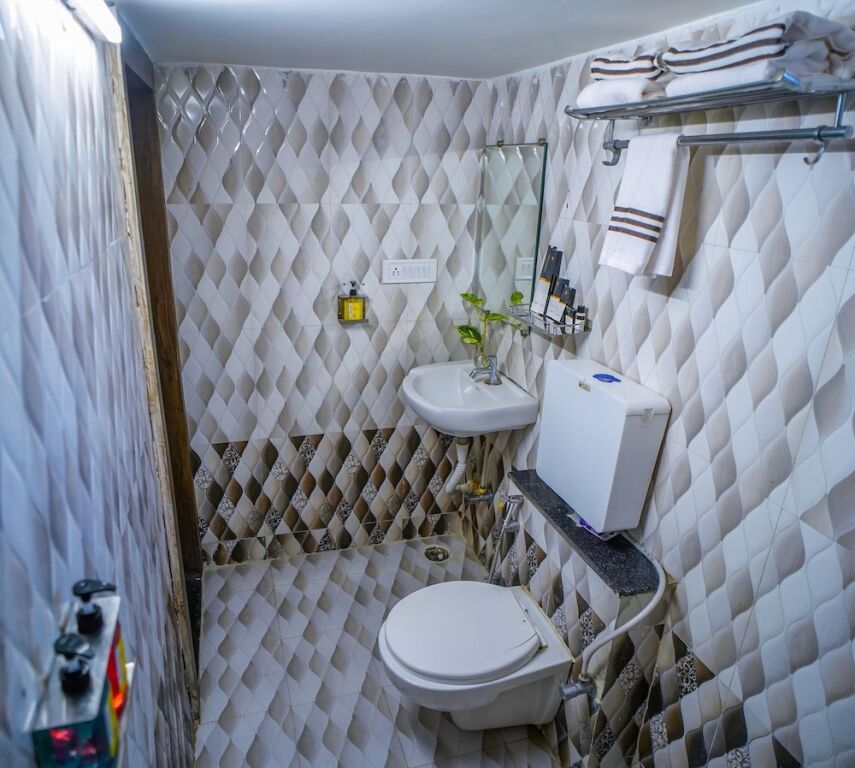 Индаур: Hotel Shree Shell Inn