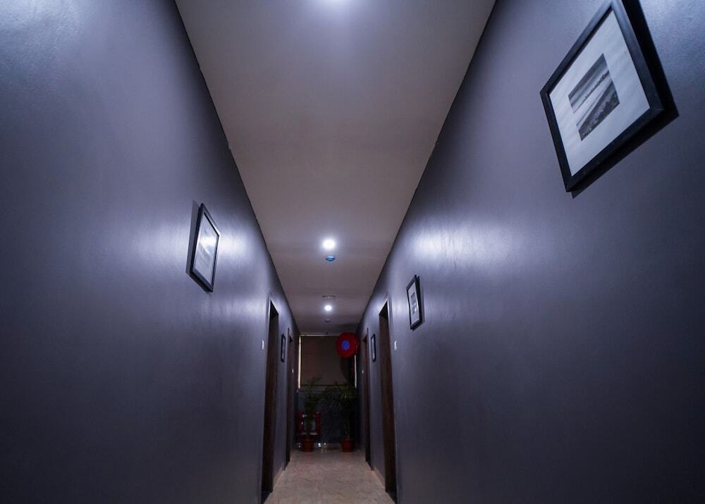 Индаур: Hotel Shree Shell Inn