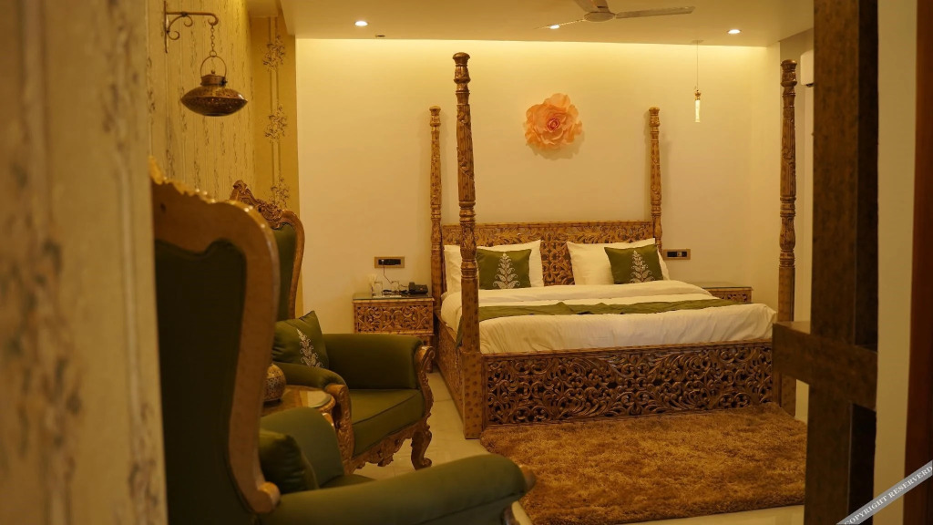 Кангра: Hotel Sahebs Castle McLeodganj