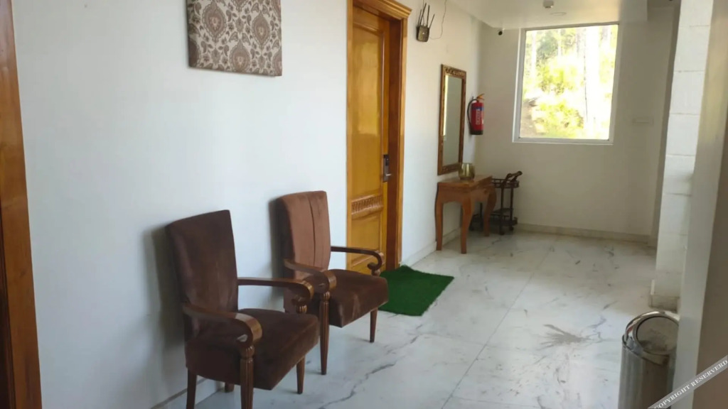 Кангра: Hotel Sahebs Castle McLeodganj