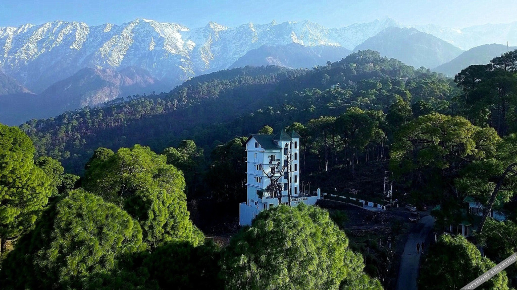 Кангра: Hotel Sahebs Castle McLeodganj