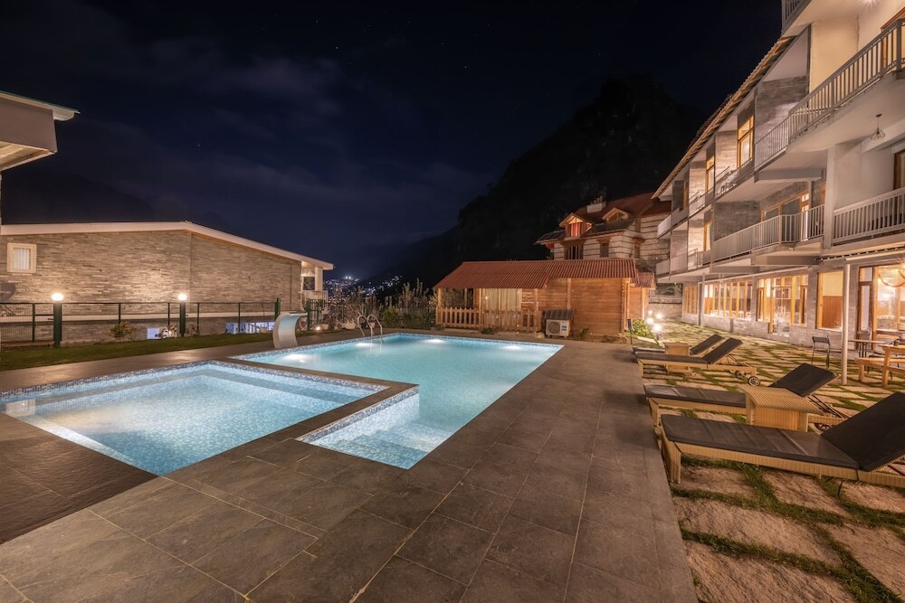 Манали: Echor Himalayan Heights Luxe Manali