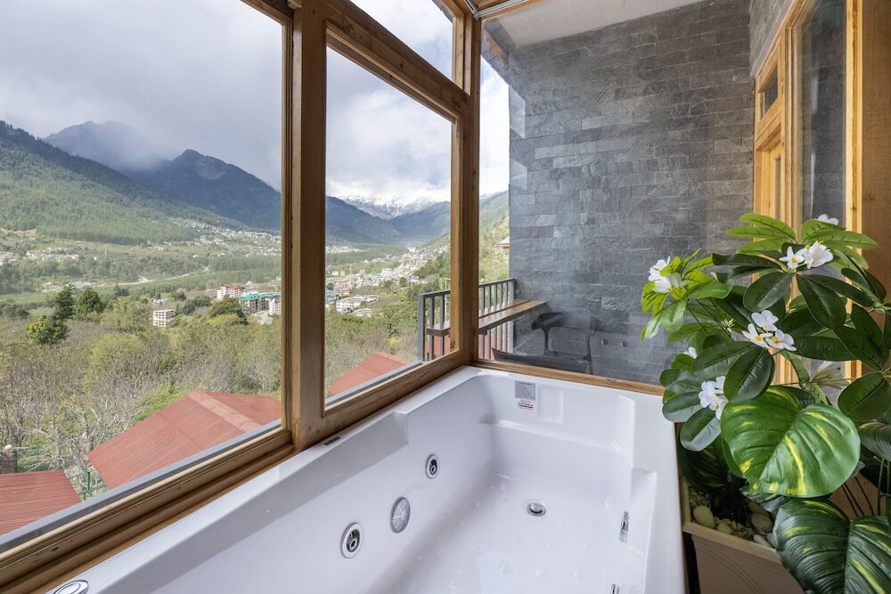 Манали: Echor Himalayan Heights Luxe Manali