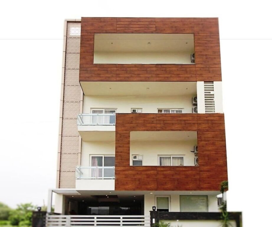 Гуруграм: Hotel Callista Inn Golf Course Road