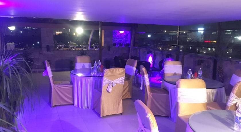 Гуруграм: Hotel Callista Inn Golf Course Road