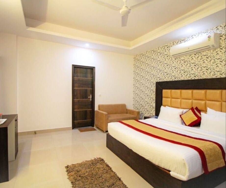 Гуруграм: Hotel Callista Inn Golf Course Road