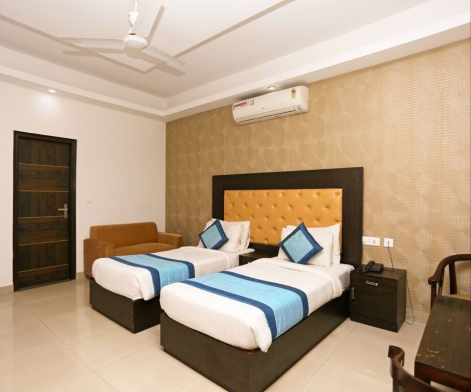 Гуруграм: Hotel Callista Inn Golf Course Road