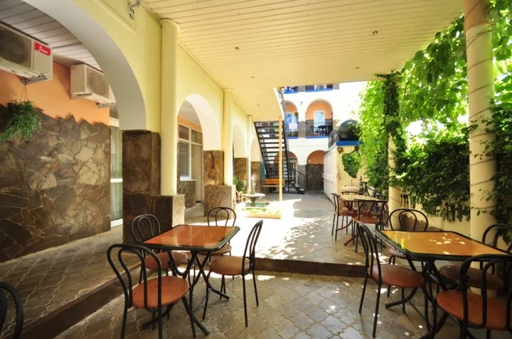 Новофёдоровка: Edem Guesthouse
