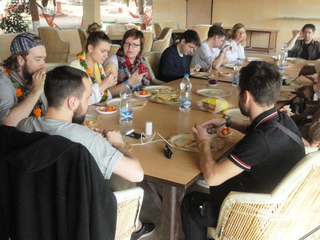 Сазан: Gir Pride Resort