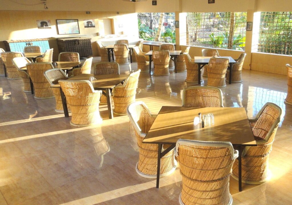Сазан: Gir Pride Resort