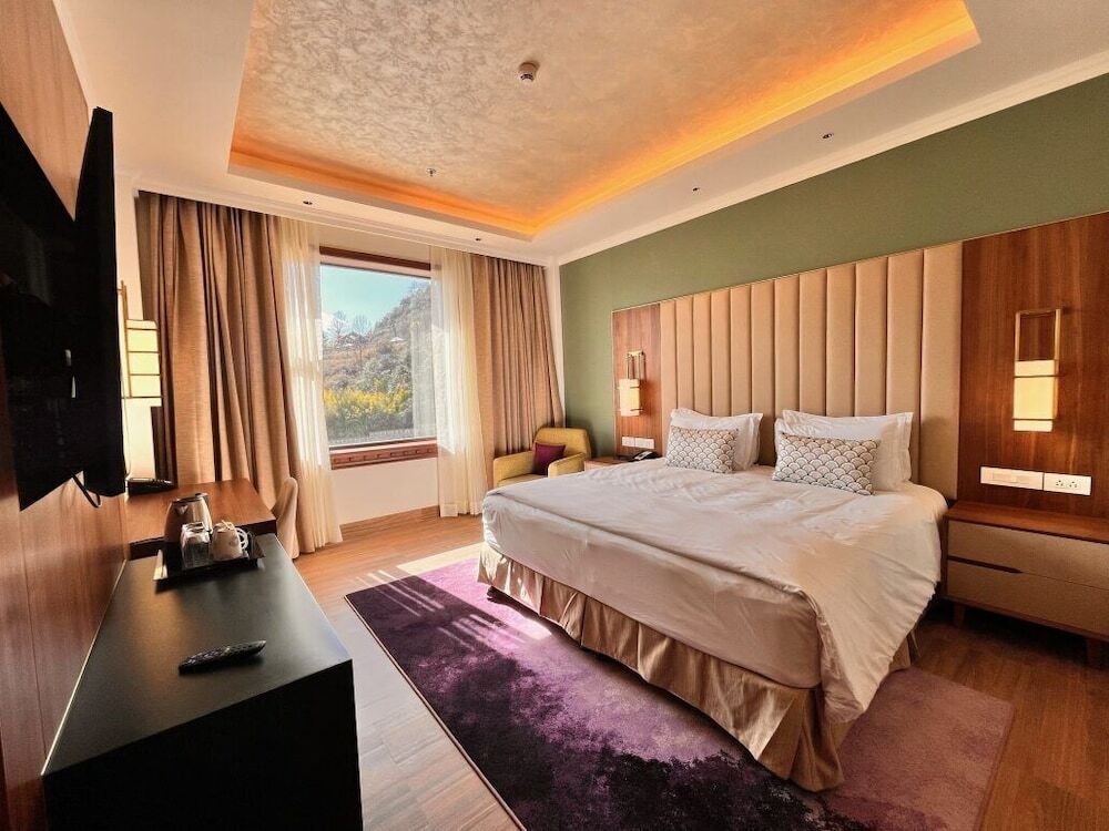 Таванг: Vivanta Tawang