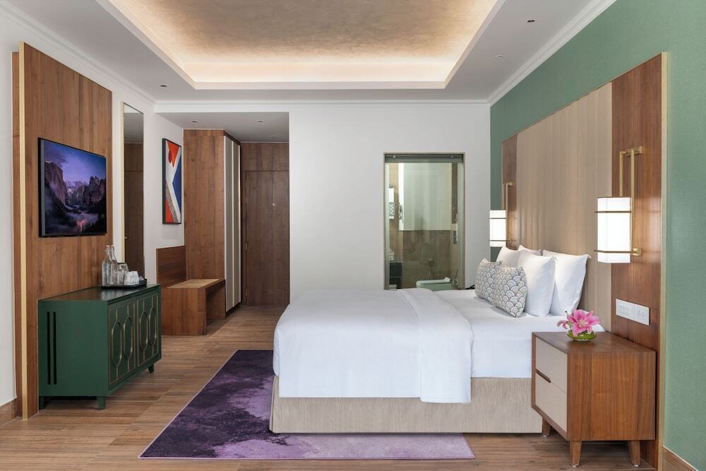 Таванг: Vivanta Tawang