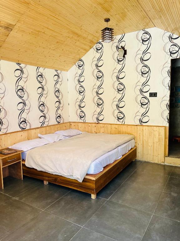 Касоль: The Aisling House