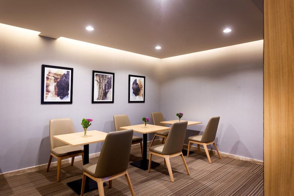 Бангалор: Holiday Inn Bengaluru Racecourse