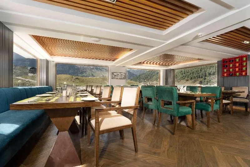 Пахалгам: Country Inn & Suites by Radisson Sonamarg