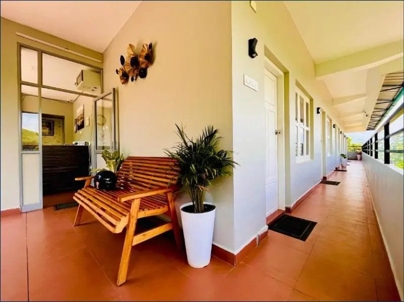 Муннар: 7 Malai Residency