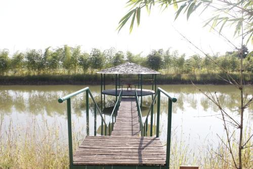 Алибаг: JenJon Holiday Homes - Phansad, Alibaug