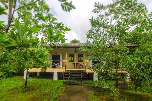 Алибаг: JenJon Holiday Homes - Phansad, Alibaug