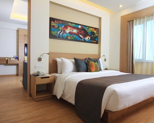 Lemon Tree Premier - Ulsoor Lake, Bengaluru - 4 Nights, Bangalore, India — фото 3