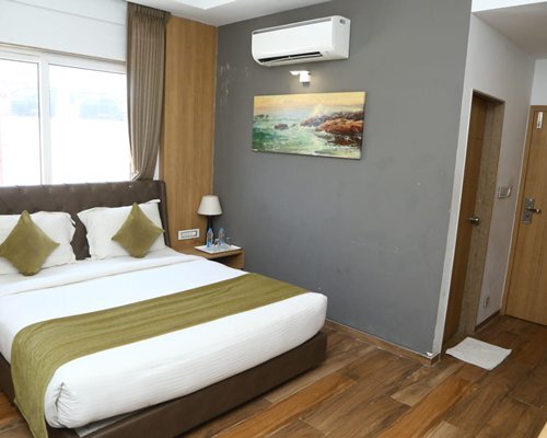 Дварка: Times Club Hotel