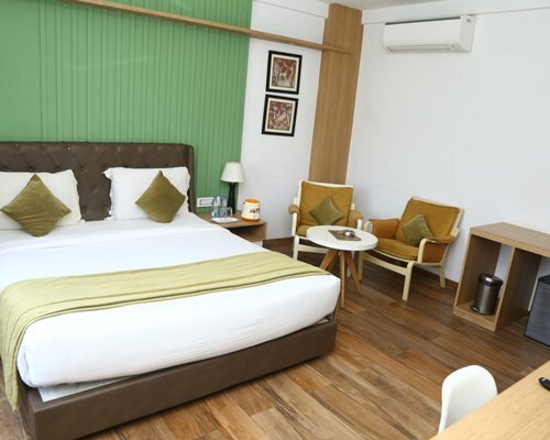 Дварка: Times Club Hotel