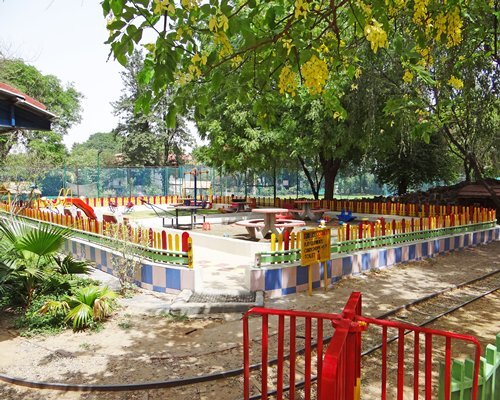 Гуруграм: The Resort Country Club, Manesar
