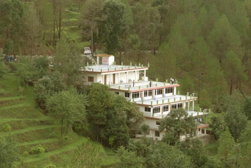 Раникхет: Nature's Valley Resort Kausani