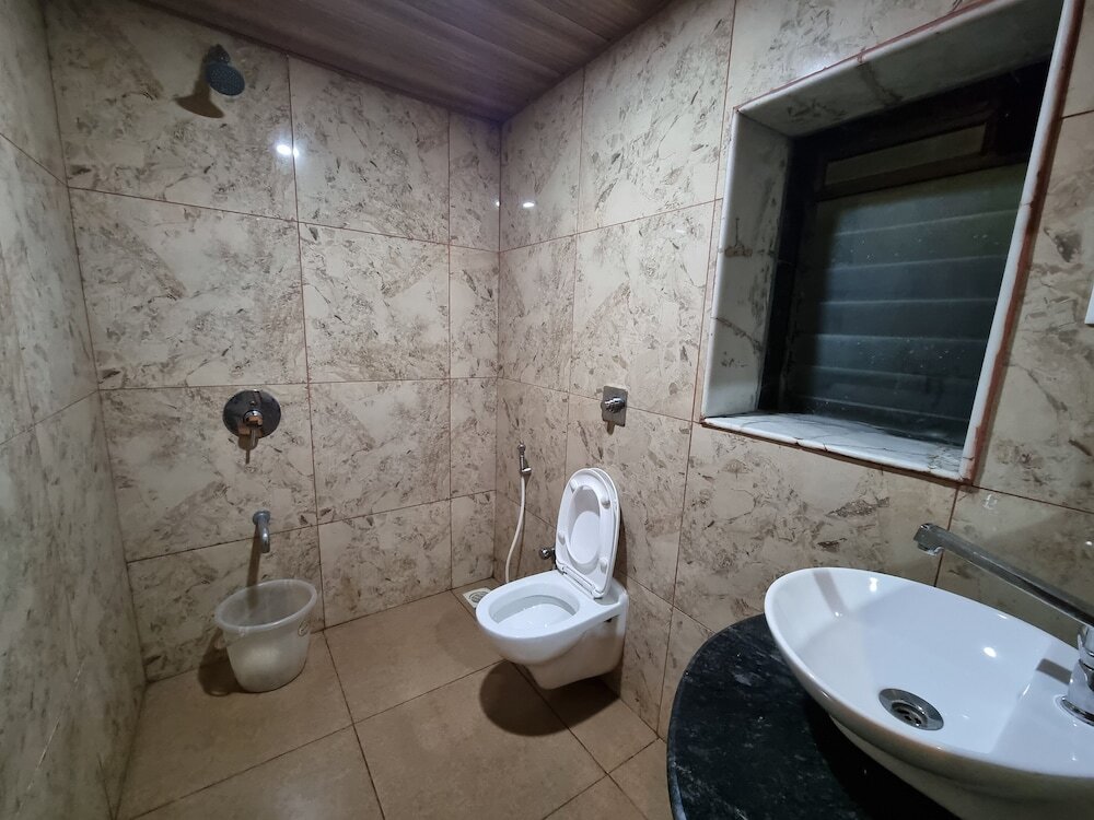 Лонавала: Rishikesh Resort Lonavala