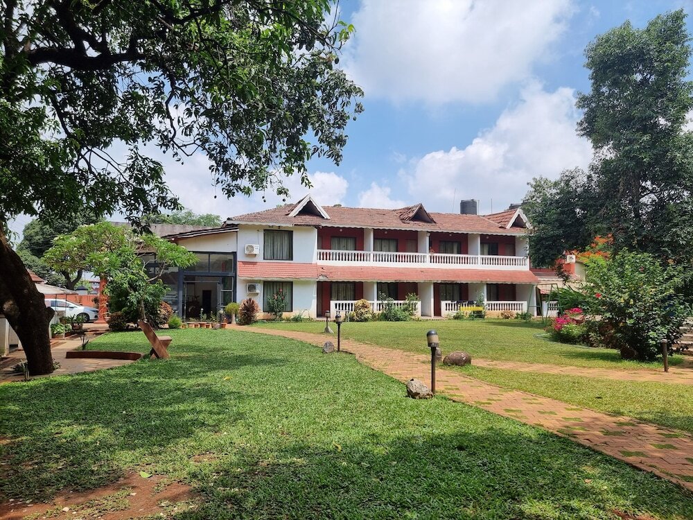 Лонавала: Rishikesh Resort Lonavala