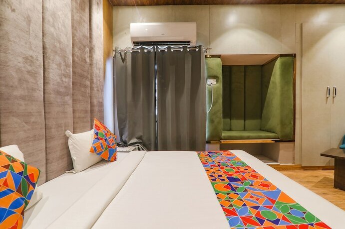 Файзабад: Fabhotel Royal Palm Inn