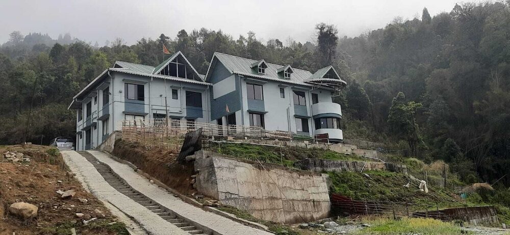 Калимпонг: Buddha's Mirror Mountain Retreat