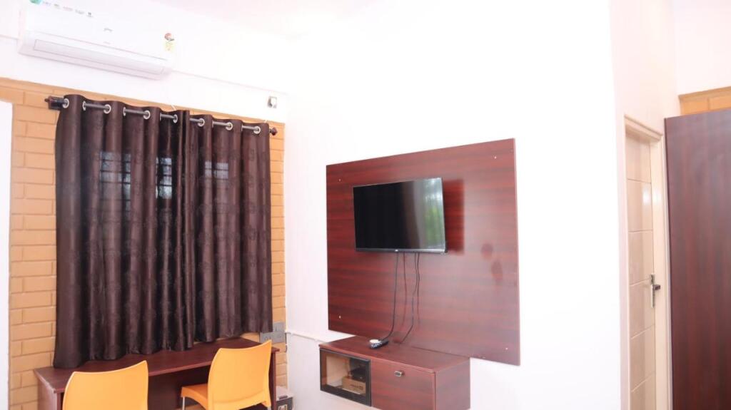 Kyathsandra: Smilestay Shree Jayaganga Arcade