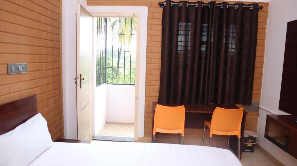 Kyathsandra: Smilestay Shree Jayaganga Arcade
