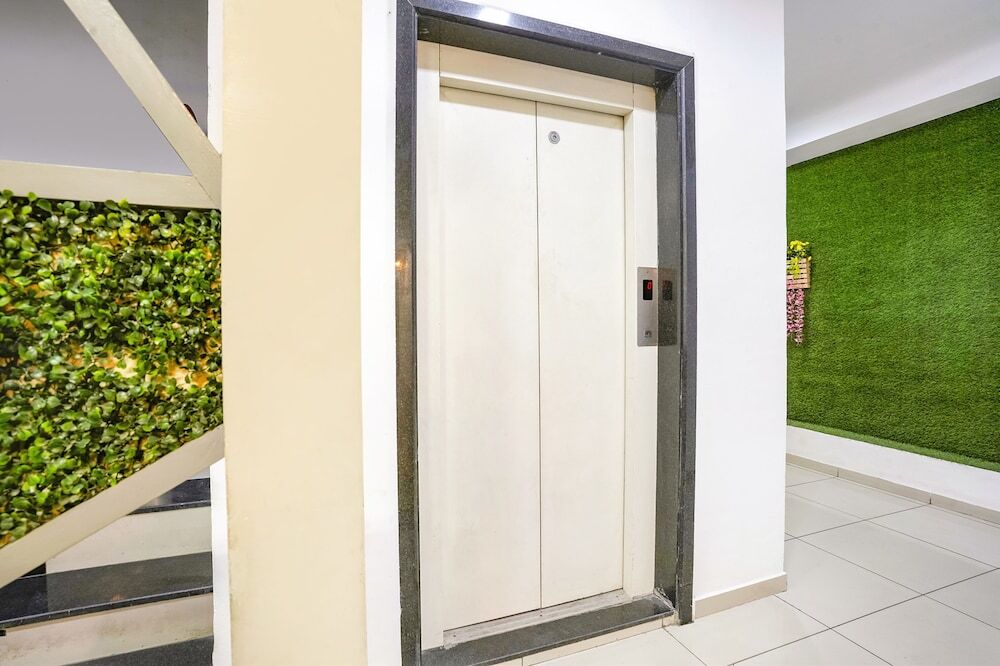Сурат: Fabhotel 7 Star
