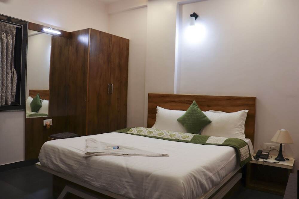 Латур: Hotel Garuda Executive