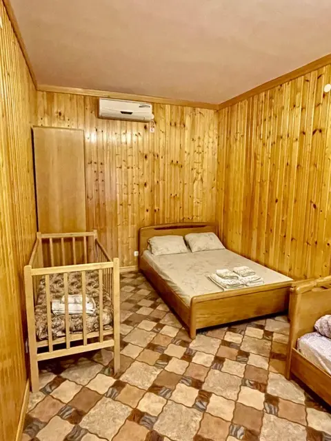 Новоотрадное: Гостевой Дом Family House Midas