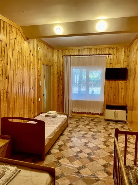Новоотрадное: Гостевой Дом Family House Midas