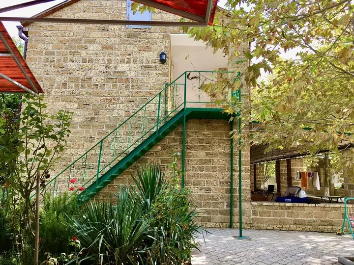 Новоотрадное: Гостевой Дом Family House Midas