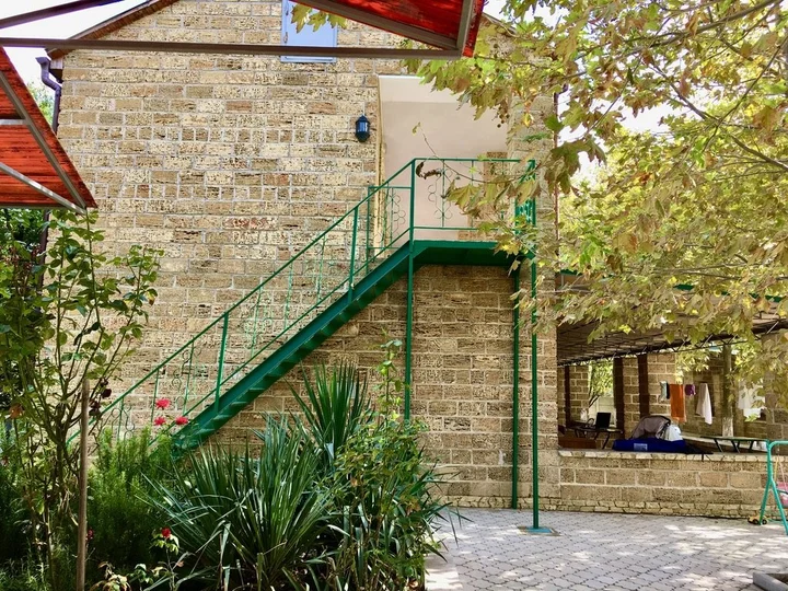 Новоотрадное: Гостевой Дом Family House Midas