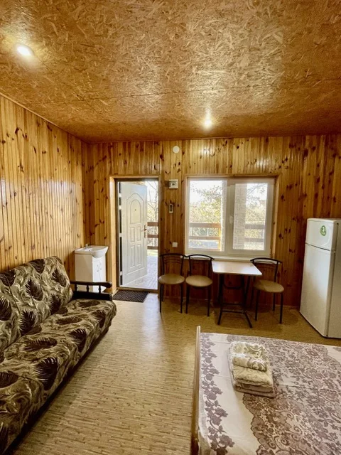 Новоотрадное: Гостевой Дом Family House Midas