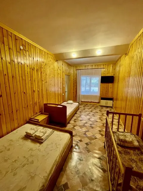 Новоотрадное: Гостевой Дом Family House Midas