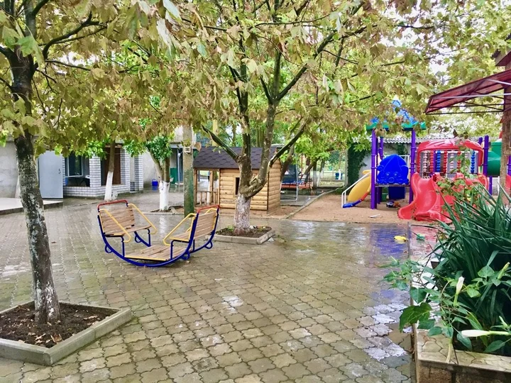 Новоотрадное: Гостевой Дом Family House Midas