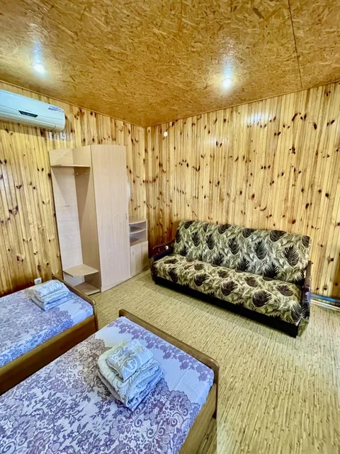 Новоотрадное: Гостевой Дом Family House Midas