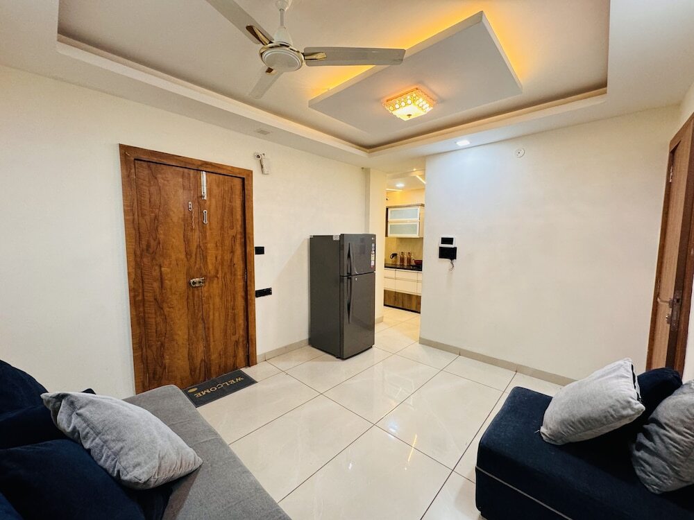 Индаур: HomeEscape Luxe 2BHK Penthouse Near LIG